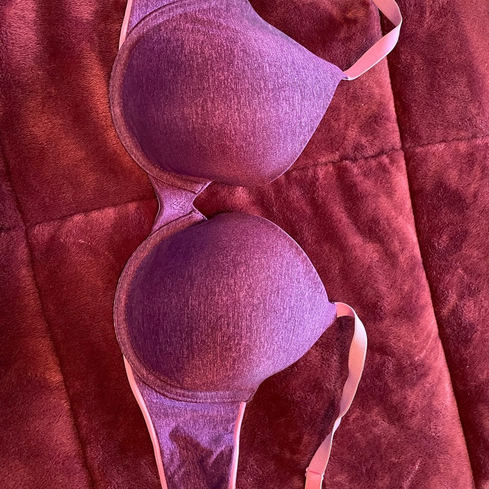 Purple & Pink Victoria’s Secret bra 34D like new UPLIFT SEMI DEMI